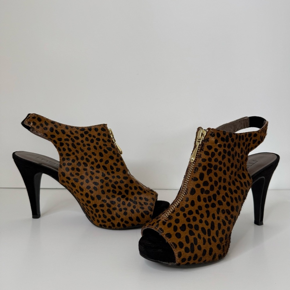 Moda Cheetah Print Peep Toe with4” heal